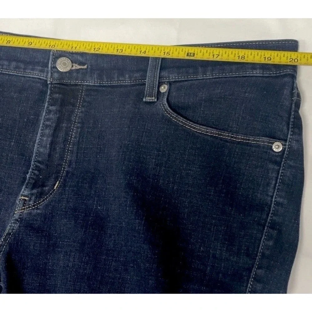 Levi's Classic Bootcut Dark Wash Jeans Mid Rise Women's Size 18W - Picture 13 of 14